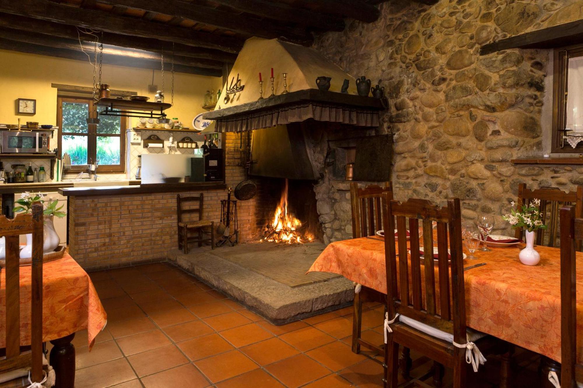 Hotel Rural Casa Can Jepet La Cellera de Ter Bagian luar foto
